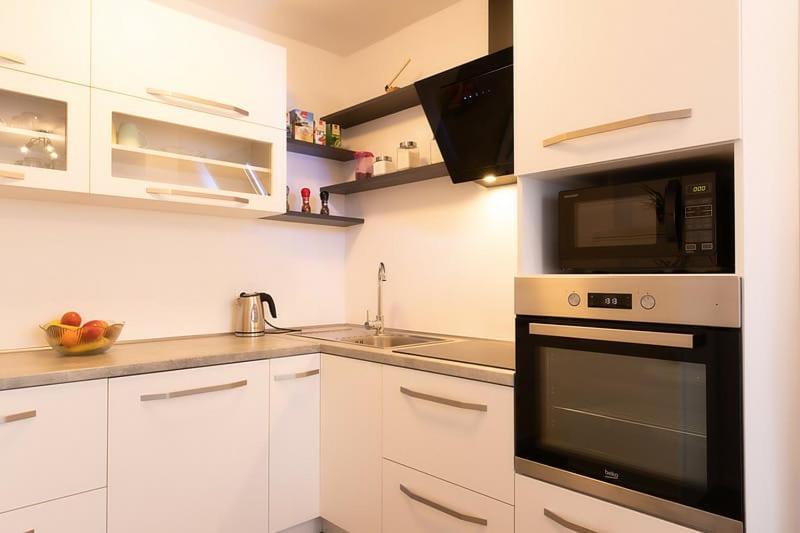 Apartman Melani スルニュ エクステリア 写真